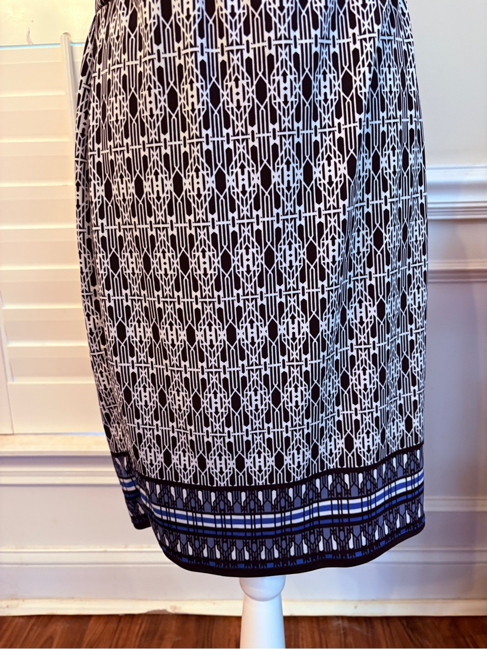 Studio Black and White Geometric Pencil Skirt with Blue Trim
